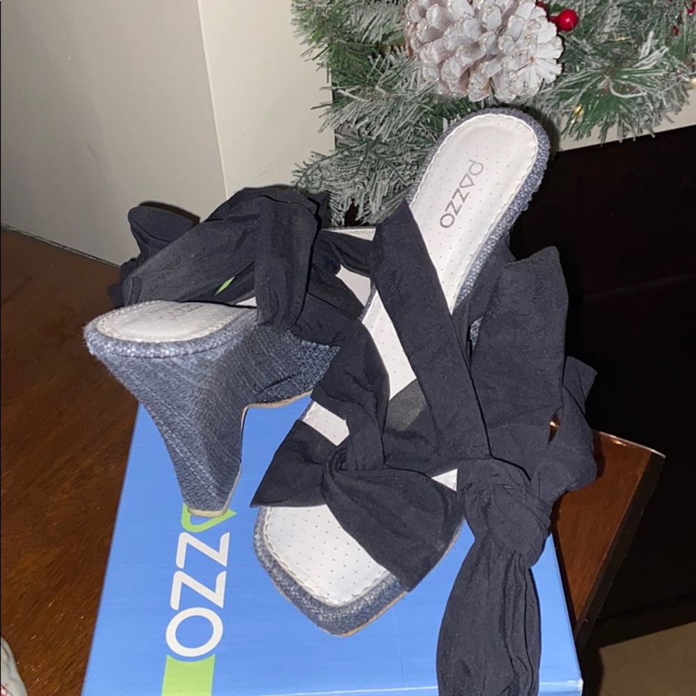 Black Ribbon Espadrille shoe